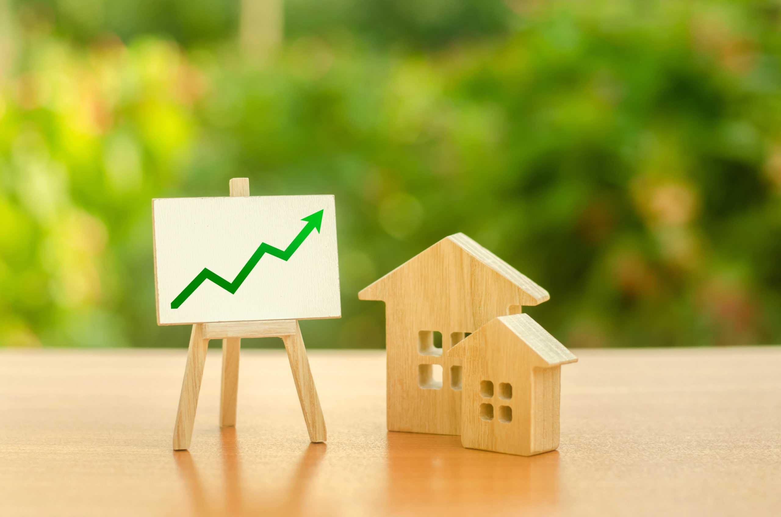 How Real Estate Offsets Illiquidity With Other Benefits