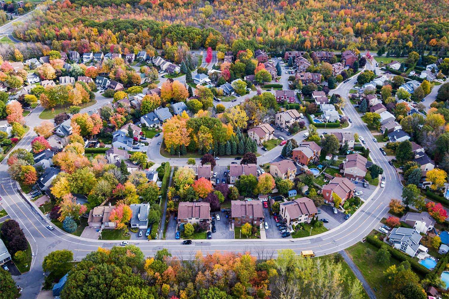 Private Real Estate vs REIT: What’s the Difference?